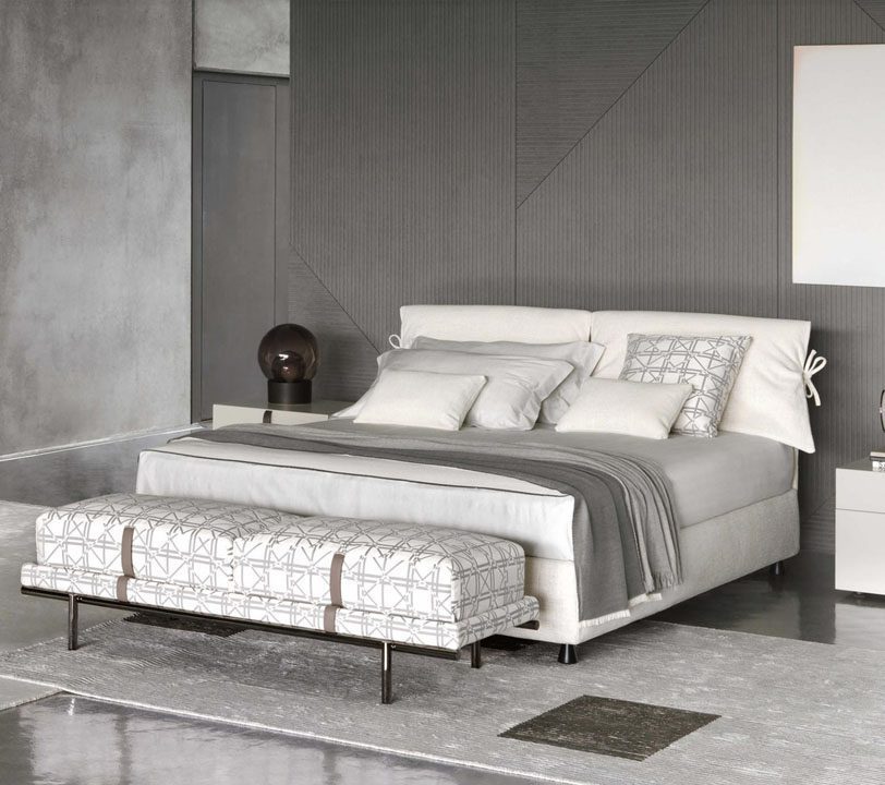 Enter a world of personalized, elegant, exceptional sleep. Experience FLOU at CLIMA Home.